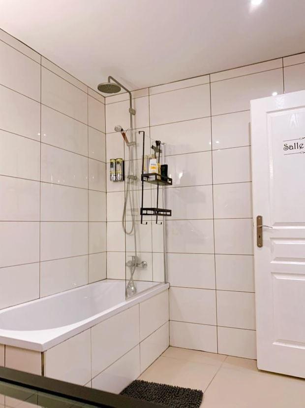 Chambre Privee 14M - Wifi - Appart' 120M Woippy Екстериор снимка